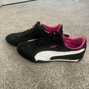 Puma sneakers - black with pink accents